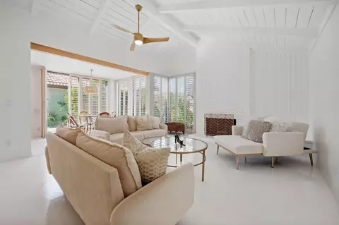 2440 S Linden Way, Palm Springs, CA 92264