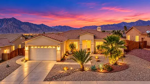 13717 Pinnacle Cir, Desert Hot Springs, CA 92240