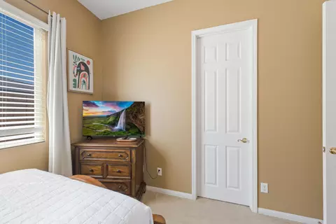 Bedroom - 43502 Sentiero Dr, Indio, CA 92203 photo 7 of 9