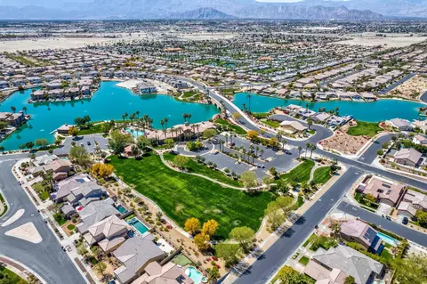 View/Area - 43502 Sentiero Dr, Indio, CA 92203 photo 10 of 10