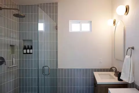 Bath - 4039 Greasewood Ln, Yucca Valley, CA 92284 photo 1 of 1