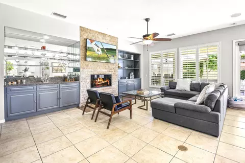 Living - 48713 Spring Rain Ct, Indio, CA 92201 photo 3 of 4