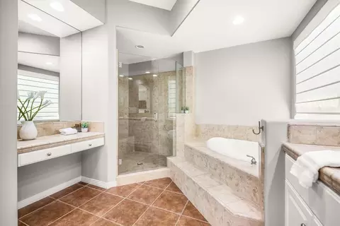 Bath - 48713 Spring Rain Ct, Indio, CA 92201 photo 2 of 3