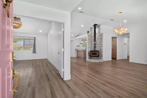 Entry Way - 61849 Alta Mesa Dr, Joshua Tree, CA 92252 photo 1 of 2
