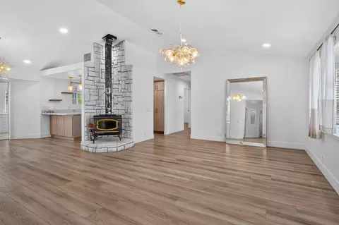Living - 61849 Alta Mesa Dr, Joshua Tree, CA 92252 photo 1 of 7