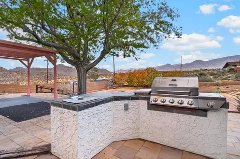 Exterior - 61849 Alta Mesa Dr, Joshua Tree, CA 92252 photo 8 of 20