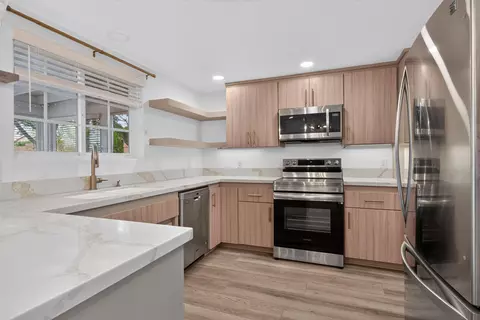 Kitchen - 61849 Alta Mesa Dr, Joshua Tree, CA 92252 photo 2 of 2