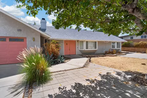 Exterior - 61849 Alta Mesa Dr, Joshua Tree, CA 92252 photo 3 of 20