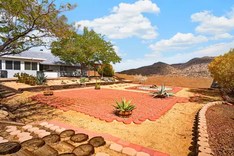 Exterior - 61849 Alta Mesa Dr, Joshua Tree, CA 92252 photo 17 of 20