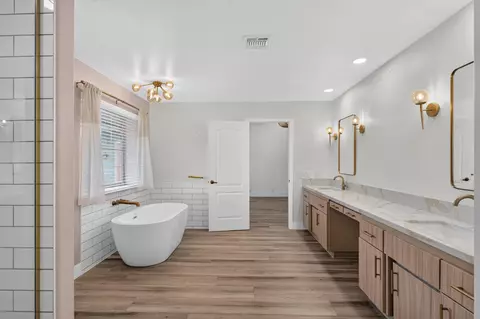 Bath - 61849 Alta Mesa Dr, Joshua Tree, CA 92252 photo 5 of 5