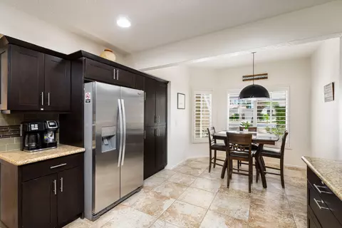Kitchen - 359 Desert Falls Dr E, Palm Desert, CA 92211 photo 3 of 5