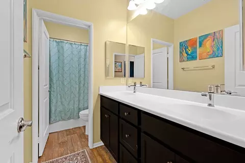 Bath - 82813 Longfellow Ct, Indio, CA 92201 photo 1 of 3