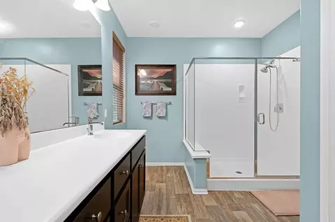 Bath - 82813 Longfellow Ct, Indio, CA 92201 photo 3 of 3