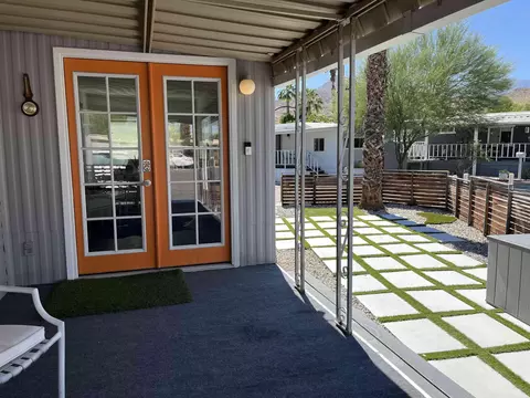26 Cleveland St, Cathedral City, CA 92234