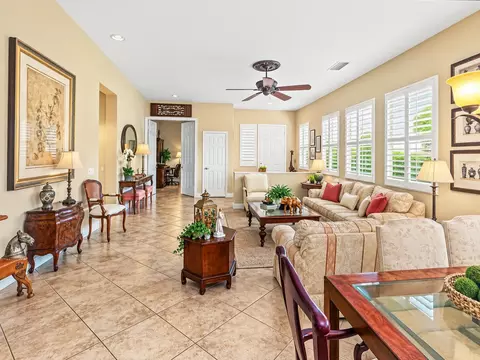 Living - 80469 Glen Eagles Ct, Indio, CA 92201 photo 2 of 3