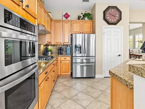 Kitchen - 80469 Glen Eagles Ct, Indio, CA 92201 photo 3 of 3