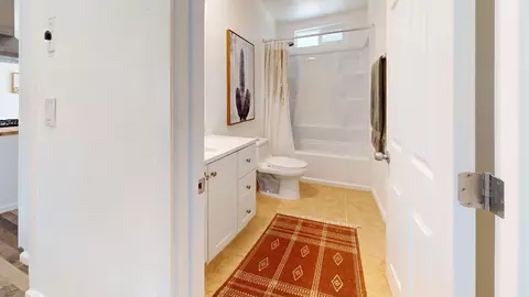 Bath - 60644 Latham Trl, Joshua Tree, CA 92252 photo 2 of 2