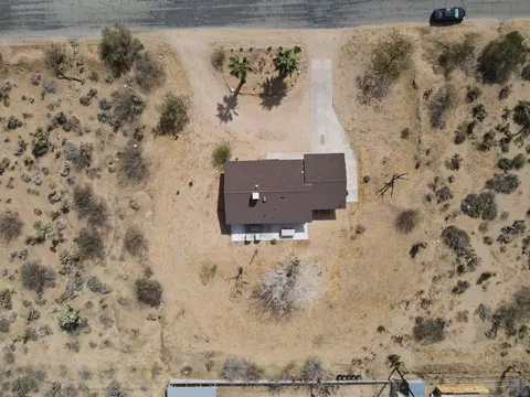 View/Area - 60644 Latham Trl, Joshua Tree, CA 92252 photo 2 of 5