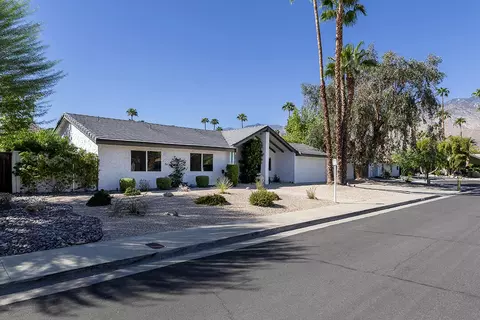 2963 E Orella Cir, Palm Springs, CA 92264