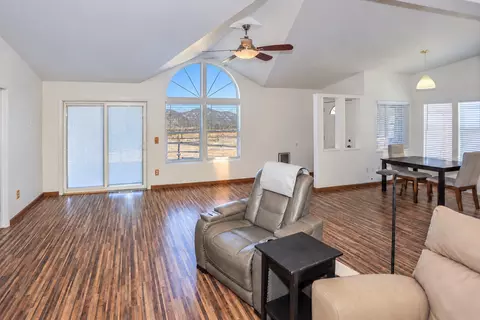 Living - 45395 7th St, Big Bear City, CA 92314 photo 4 of 5