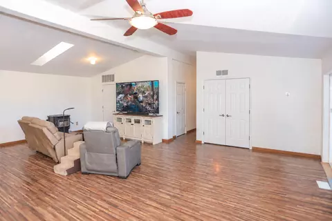 Living - 45395 7th St, Big Bear City, CA 92314 photo 2 of 5