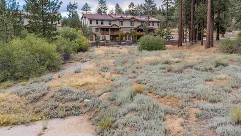745 Stocker Rd, Big Bear Lake, CA 92315 photo 2