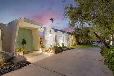 1999 S Joshua Tree Pl, Palm Springs, CA 92264