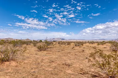 Other - 60382 Stearman Rd, Landers, CA 92285 photo 6 of 10