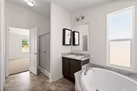 Bath - 60382 Stearman Rd, Landers, CA 92285 photo 3 of 5