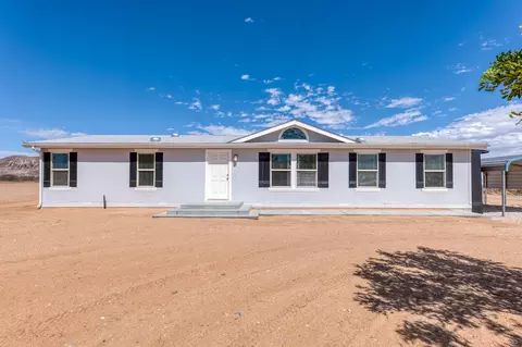 Exterior - 60382 Stearman Rd, Landers, CA 92285 photo 4 of 11