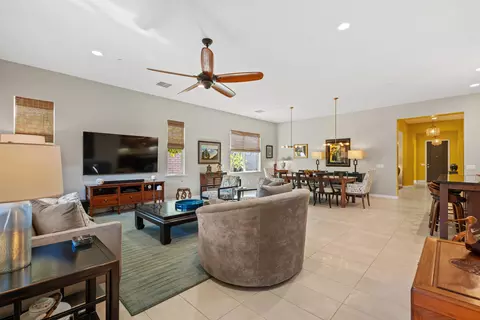 Living - 85600 Molvena Dr, Indio, CA 92203 photo 2 of 4