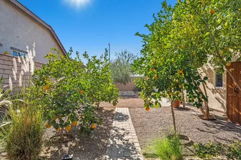 Exterior - 85600 Molvena Dr, Indio, CA 92203 photo 7 of 10