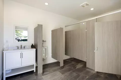 Bath - 79665 Avenue 38, Indio, CA 92203 photo 10 of 10