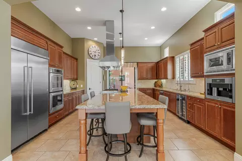 Kitchen - 49233 Constitution Dr, Indio, CA 92201 photo 1 of 8