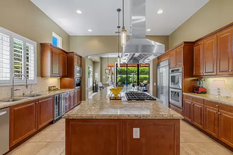 Kitchen - 49233 Constitution Dr, Indio, CA 92201 photo 3 of 8