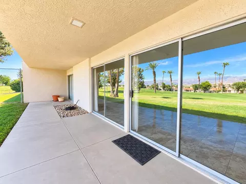 80082 Palm Circle Dr, La Quinta, CA 92253