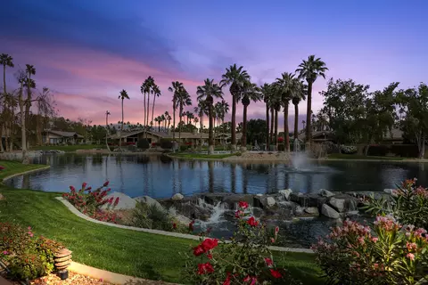 162 Lost River Dr, Palm Desert, CA 92211
