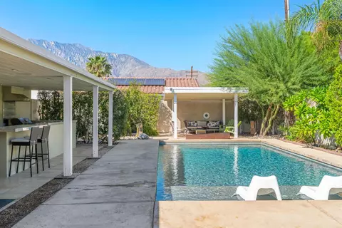 2888 E Venetia Rd, Palm Springs, CA 92262