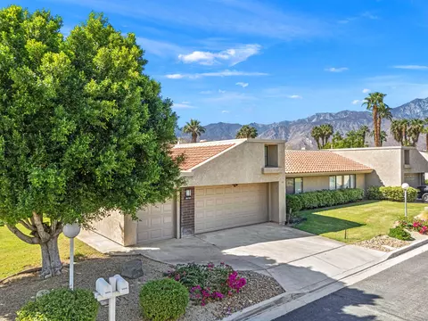 68045 Village Dr, Cathedral City, CA 92234