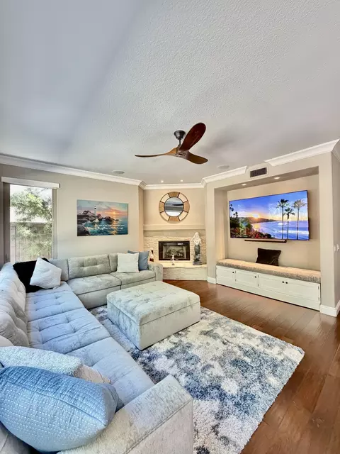Living - 4982 Crestview Dr, Carlsbad, CA 92008 photo 1 of 8