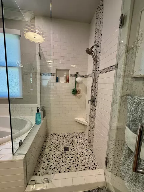 Bath - 4982 Crestview Dr, Carlsbad, CA 92008 photo 6 of 8