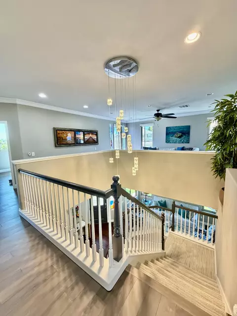 Entry Way - 4982 Crestview Dr, Carlsbad, CA 92008 photo 4 of 4