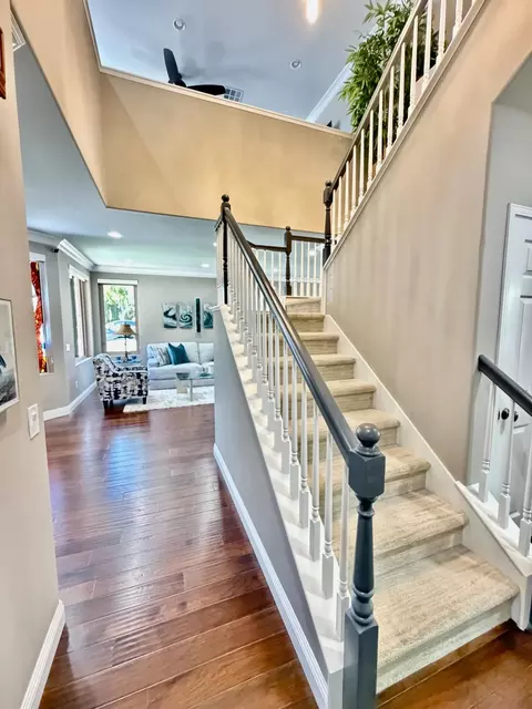 Entry Way - 4982 Crestview Dr, Carlsbad, CA 92008 photo 3 of 4