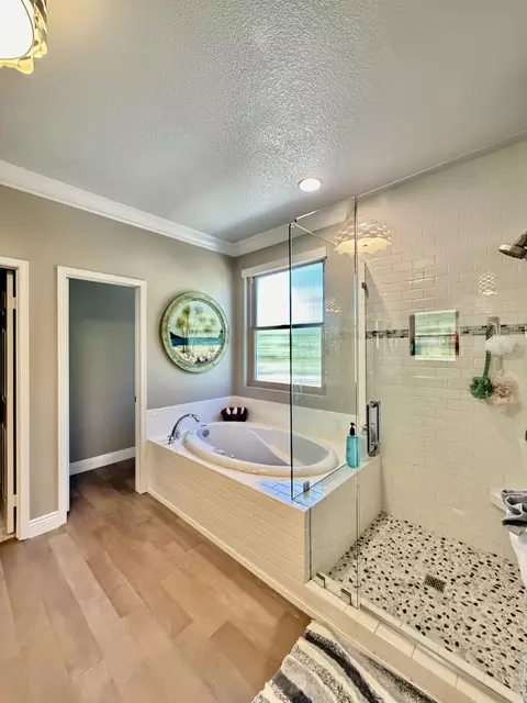 Bath - 4982 Crestview Dr, Carlsbad, CA 92008 photo 4 of 8