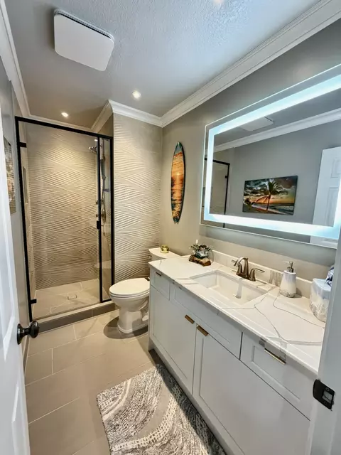 Bath - 4982 Crestview Dr, Carlsbad, CA 92008 photo 1 of 8