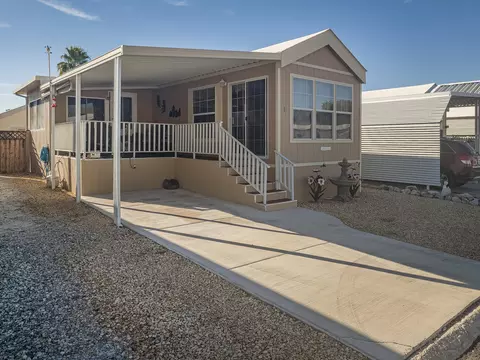 70200 Dillon Rd, Desert Hot Springs, CA 92241