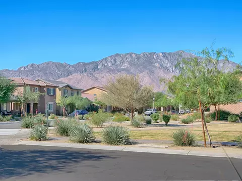 26200 Rio Oso Rd, Cathedral City, CA 92234