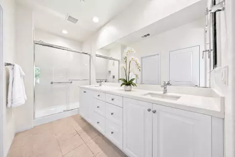 Bath - 82485 Round Valley Dr, Indio, CA 92201 photo 2 of 2
