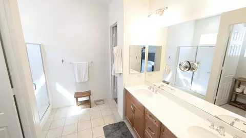 Bath - 43890 Treviso Dr, Indio, CA 92203 photo 1 of 5