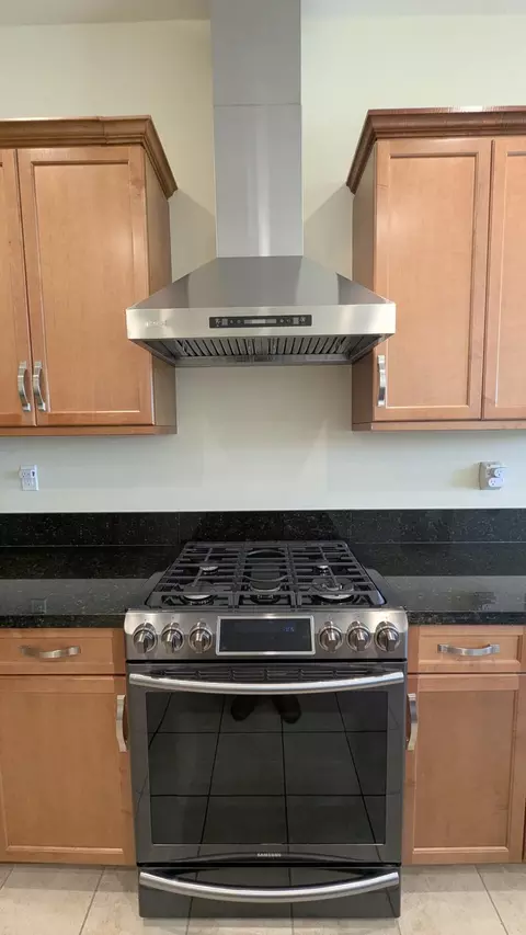Kitchen - 43890 Treviso Dr, Indio, CA 92203 photo 2 of 2